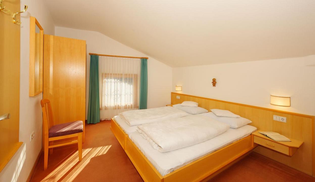 Aparthotel Unterdornerhof Lagundo Esterno foto